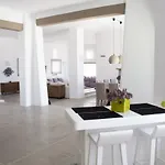 فيلة Mykonos Coralba
