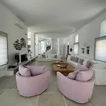 Mykonos Coralba