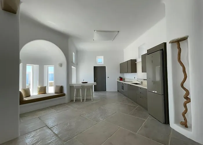 Mykonos Coralba * Houlakia (Mykonos)